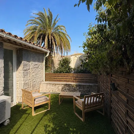 Maison De Village Avec Piscine & Grande Terrasse Proche Plages * Lunel (Herault)